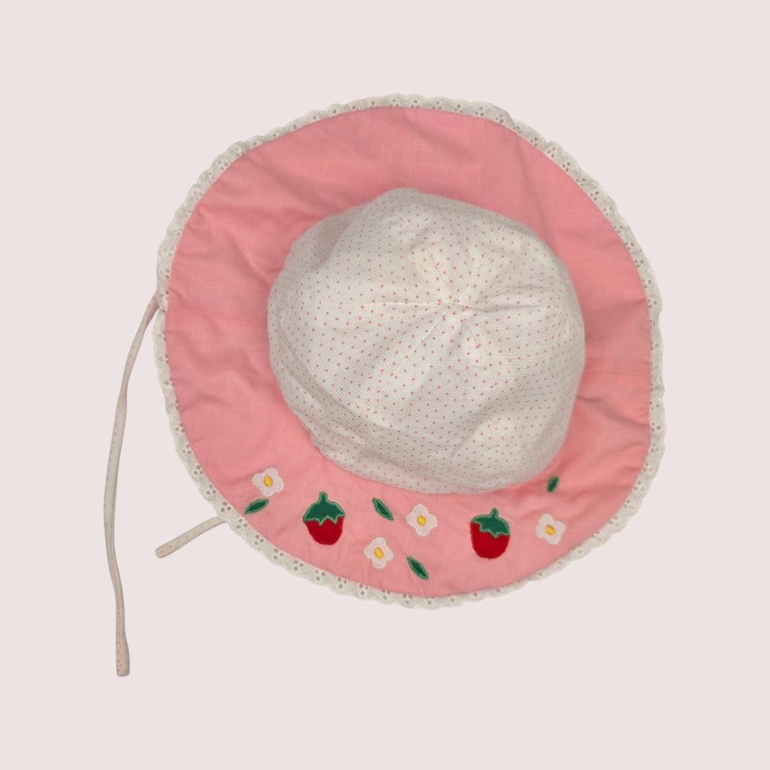 Vintage strawberry hat 18-36m