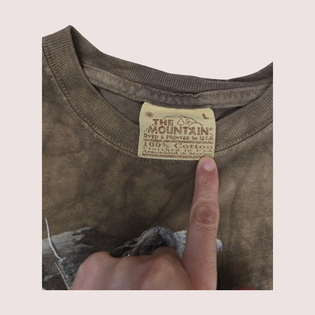 The Mountain tee Tagged Youth L, fits approx 10-14Y