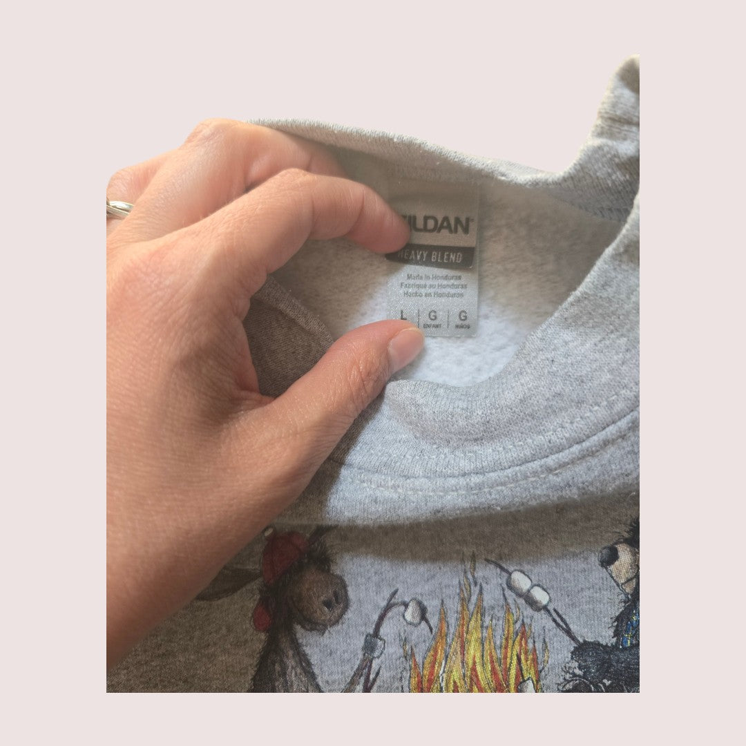 Bancroft animals around campfire crewneck Approx 7-8Y